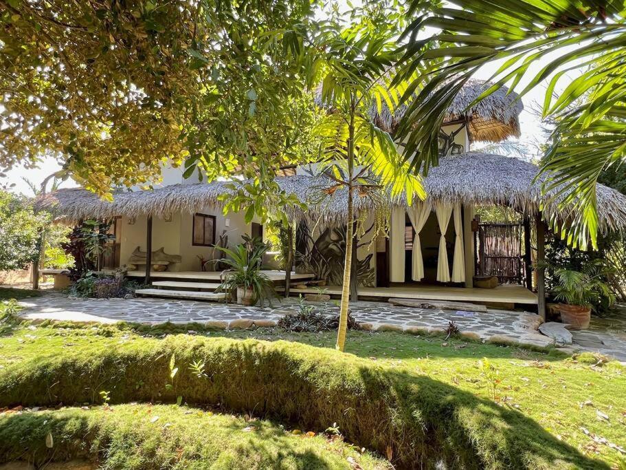 Casa Kuul, Elegant Fusion Of House And Garden. Villa Puerto Escondido  Exterior photo